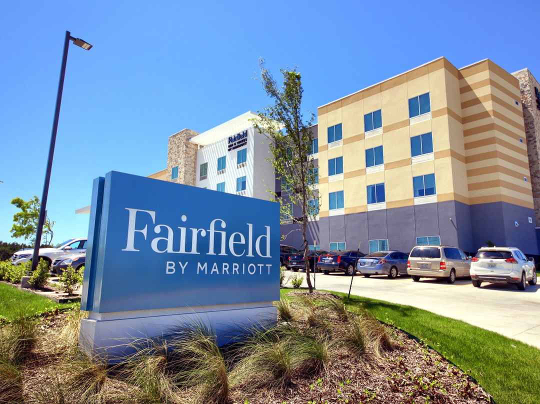 Fairfield Inn & Suites Dallas Cedar Hill主图