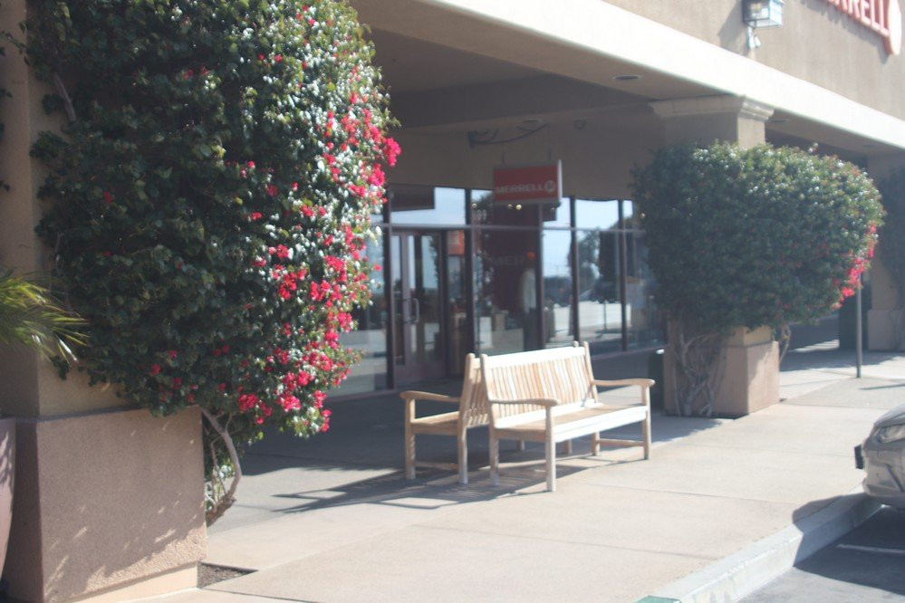 卡巴松奥特莱斯-卡巴宗必去景点