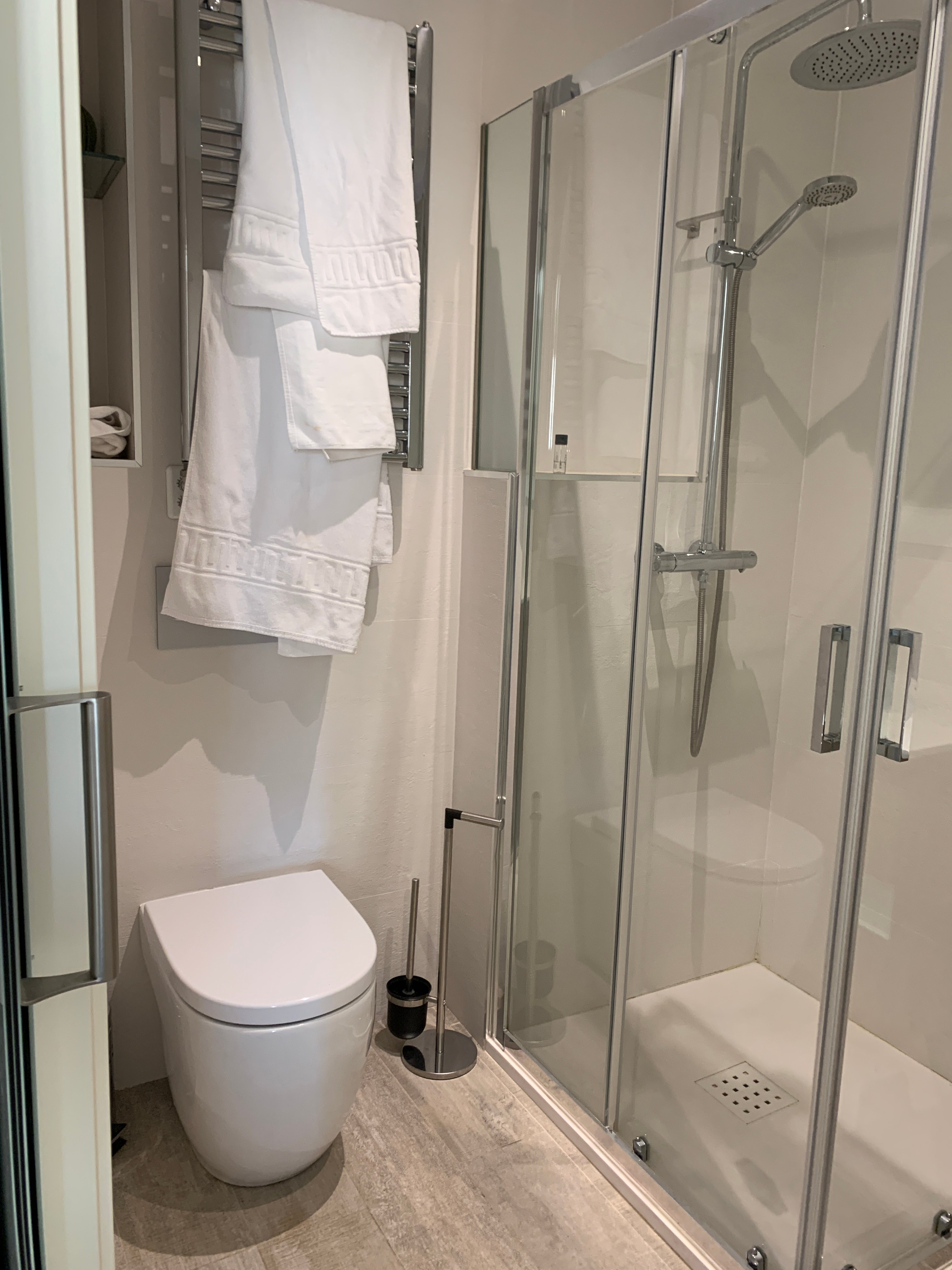 Principia Suites-浴室