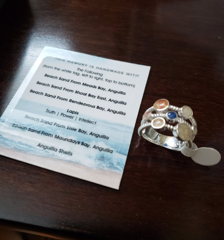 Limin' Boutique-West End Village必去景点