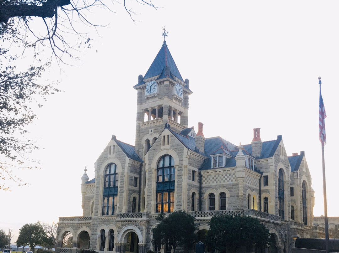 The 1892 Victoria County Courthouse景点图片