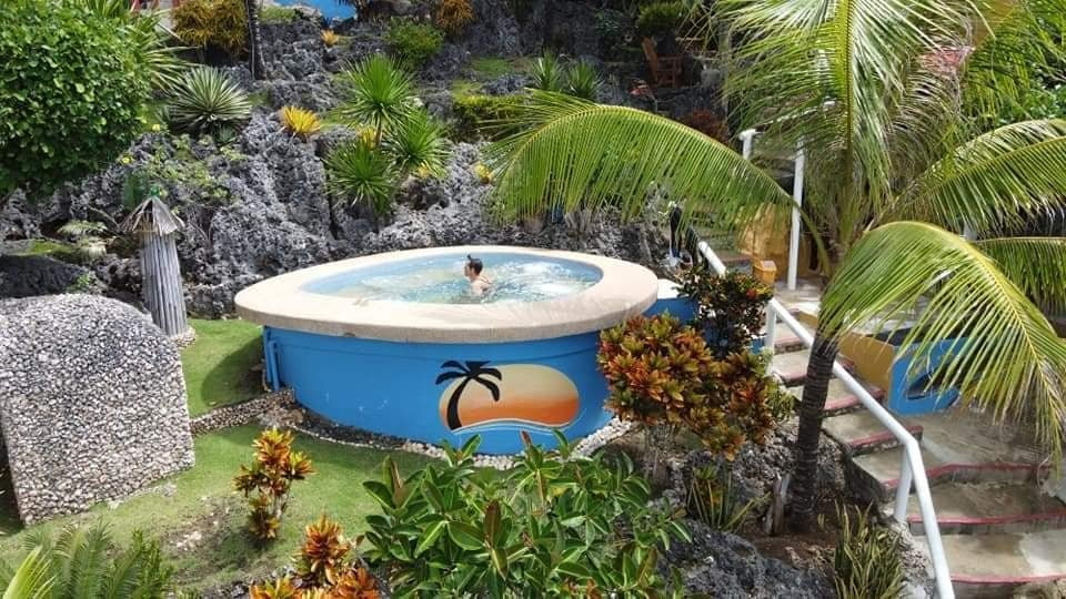 Sunset Dive Resort主图