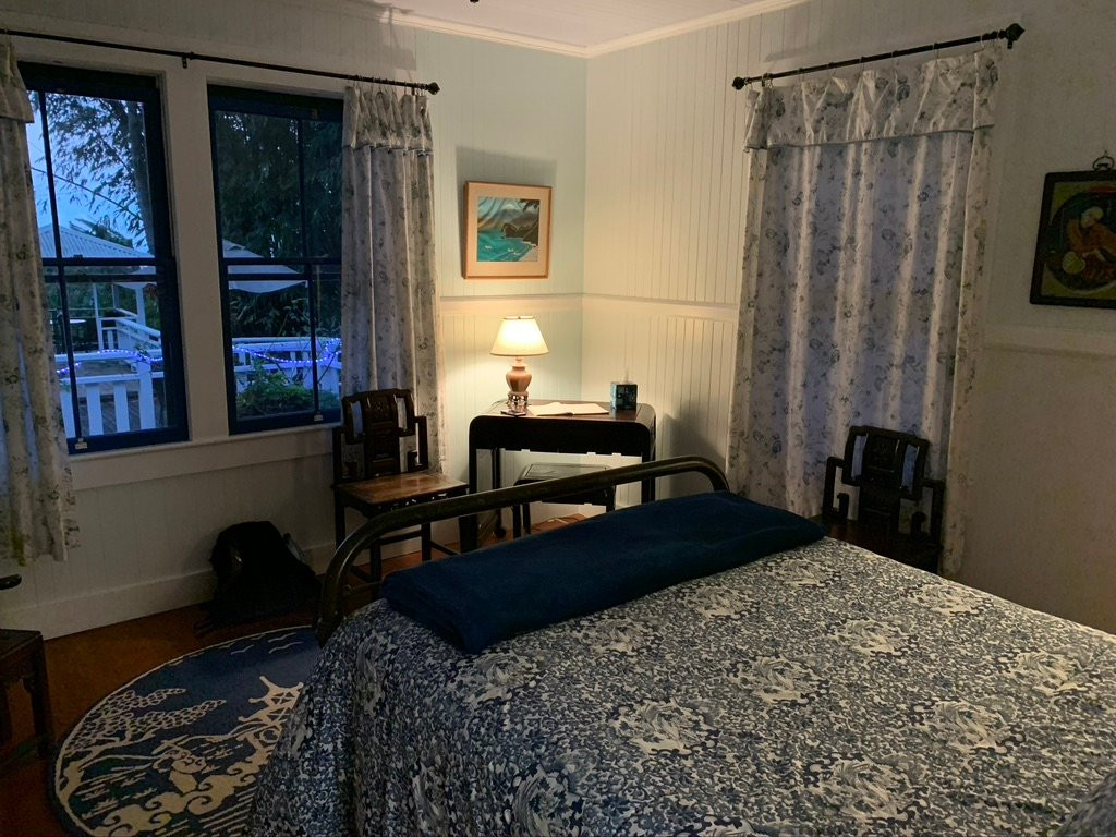 威庇欧路边客栈主图