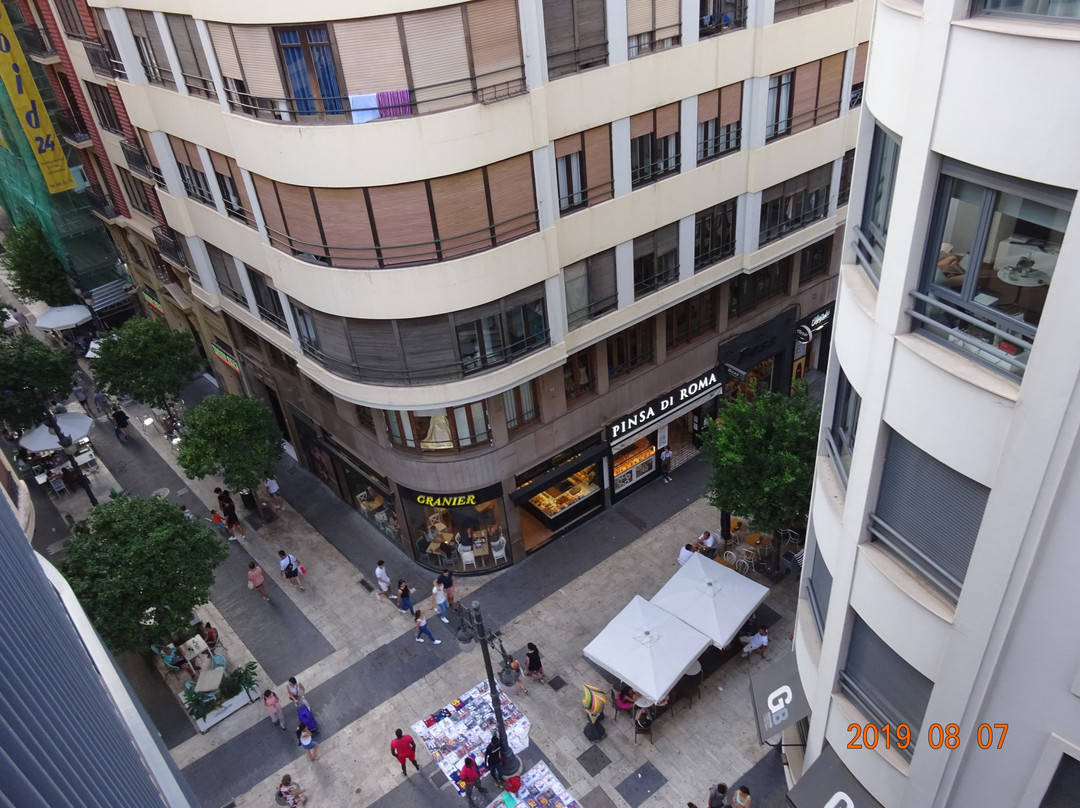 索罗拉特罗酒店主图