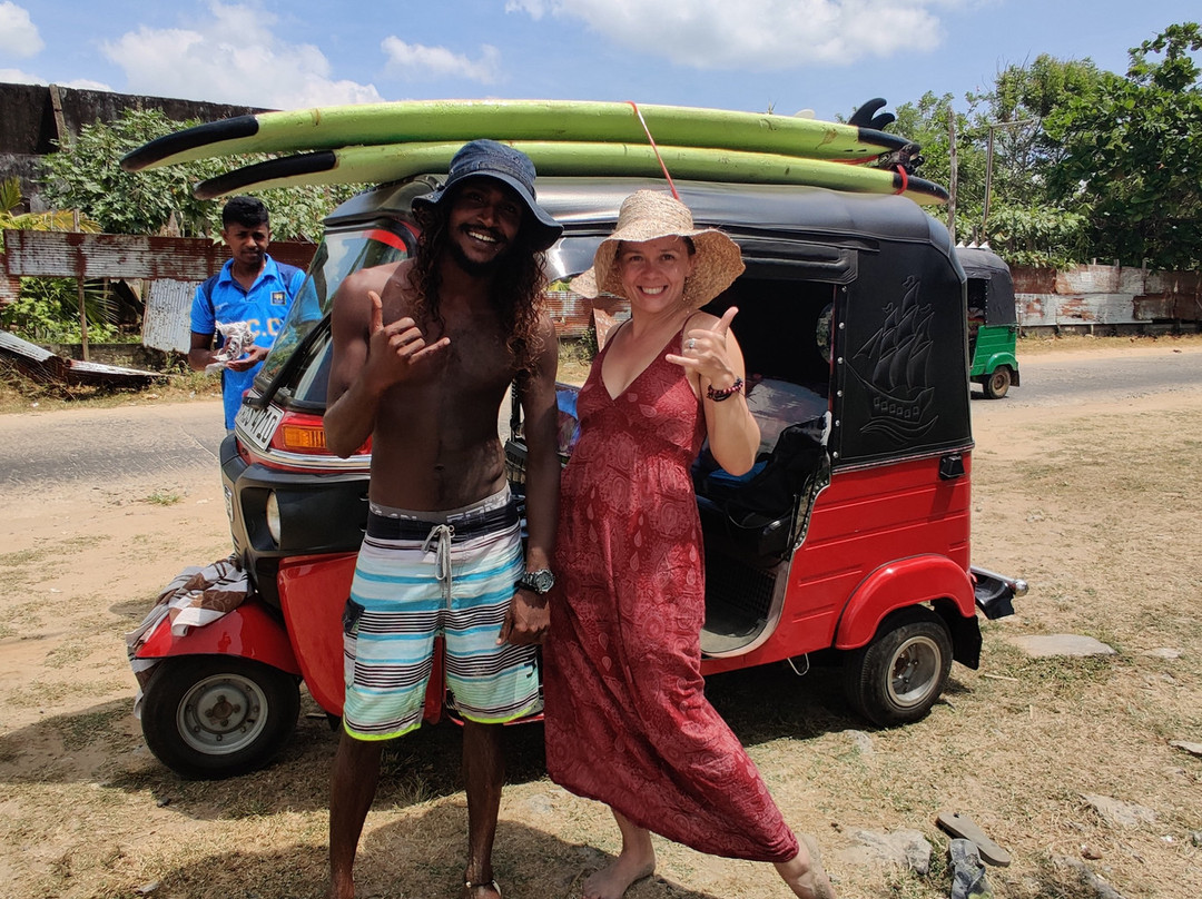 Harmuni's Surf School景点图片