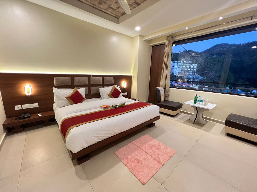 Banikhet酒店住宿-Hotel White Orchid