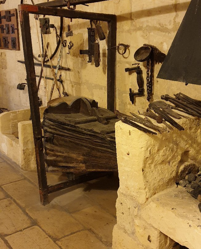 Qala Windmill (Ta ' Randu Windmill)-Qala必去景点