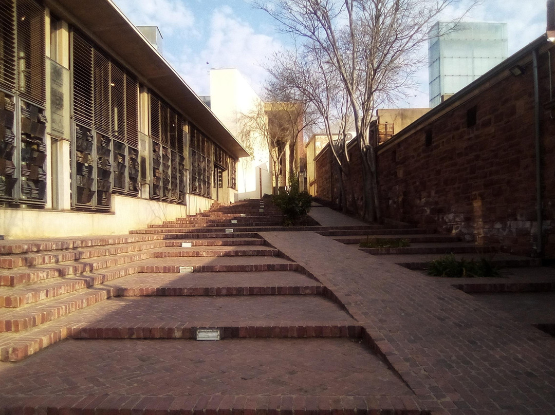 KML Shuttle Services-桑顿必去景点