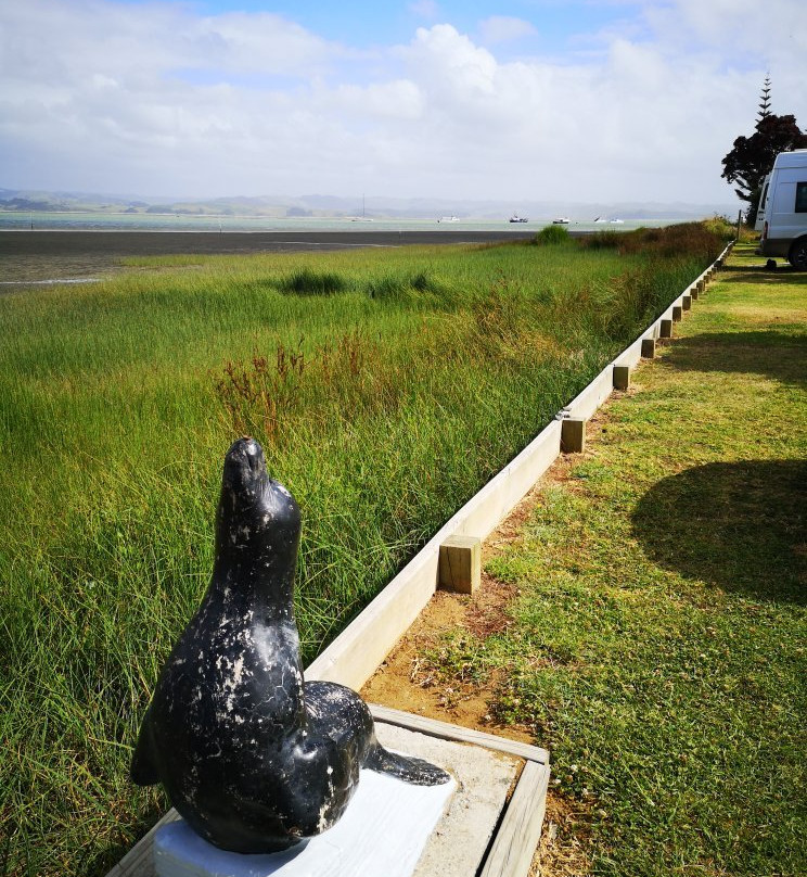 Kawhia Beachside S-Cape Holiday Park主图