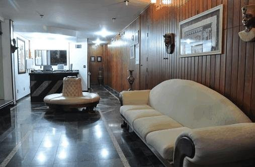 Hotel Plaza Inn Flat Residence主图