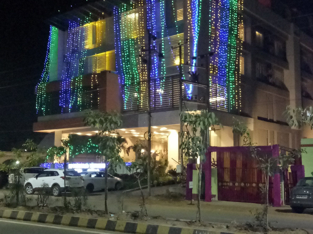 Pipul Padmaja Premium Hotel & Convention主图