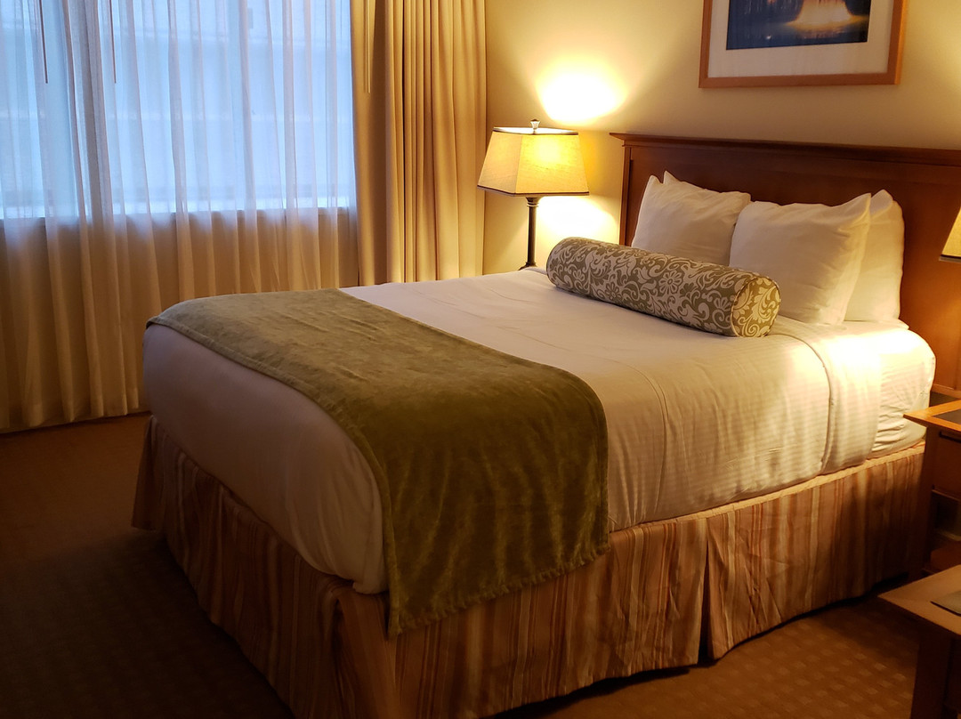 The Charles F. Knight Executive Education & Conference Center主图