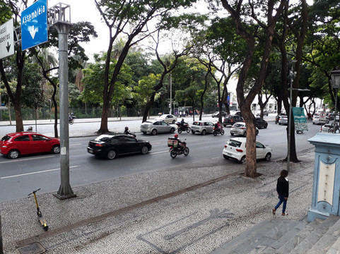 Avenida Afonso Pena-贝洛哈里桑塔必去景点