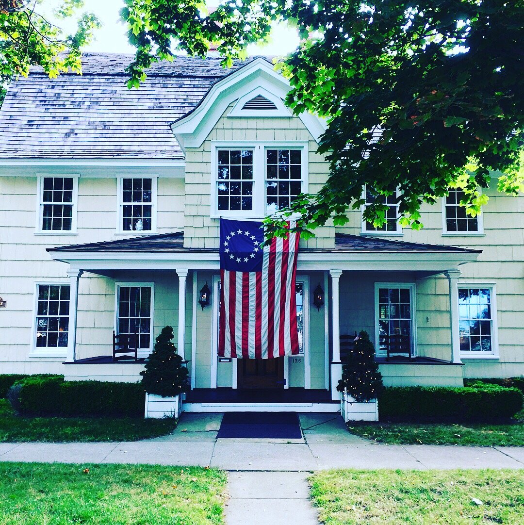 The 1708 House-portrait