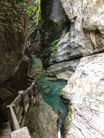 重庆龙水峡地缝景点图片