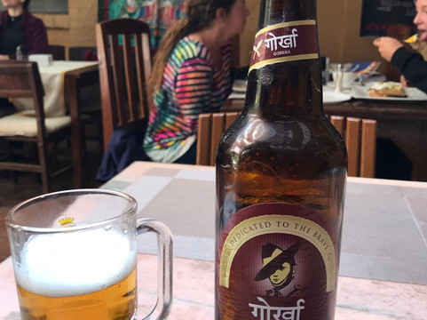 雅拉山顶酒店主图