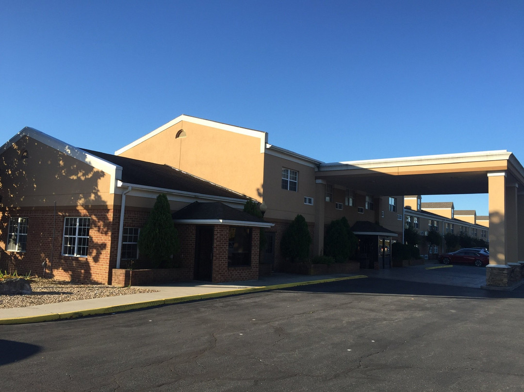 Comfort Inn & Suites Raphine - Lexington Near I-81 and I-64主图