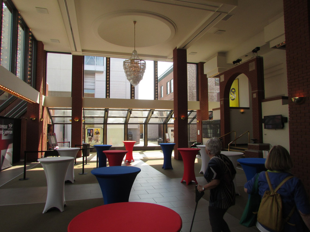 Salle J.-Antonio Thompson