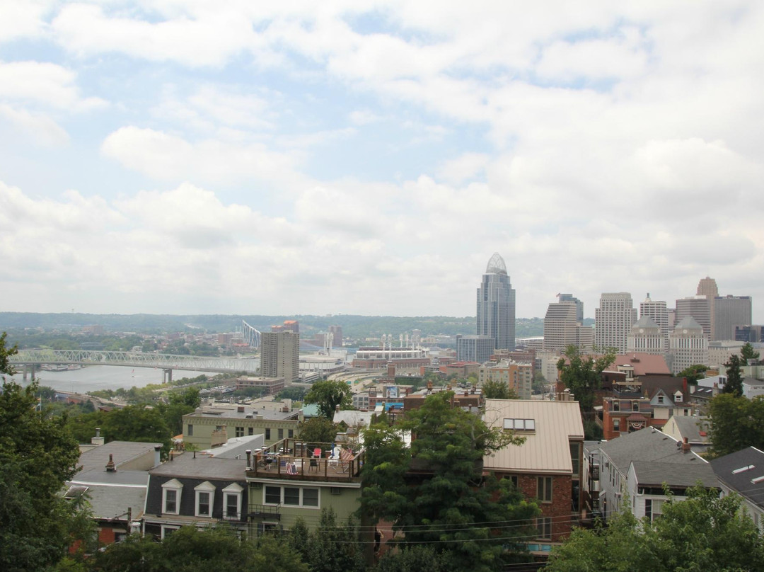 Bellevue旅游景点-Mt. Adams Pavilion