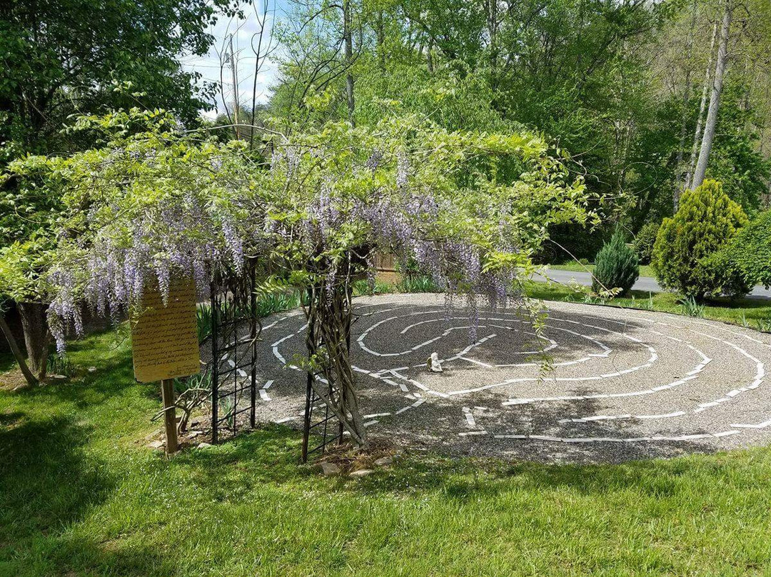 Forest Hills旅游景点-Moonlight Spa & Retreat