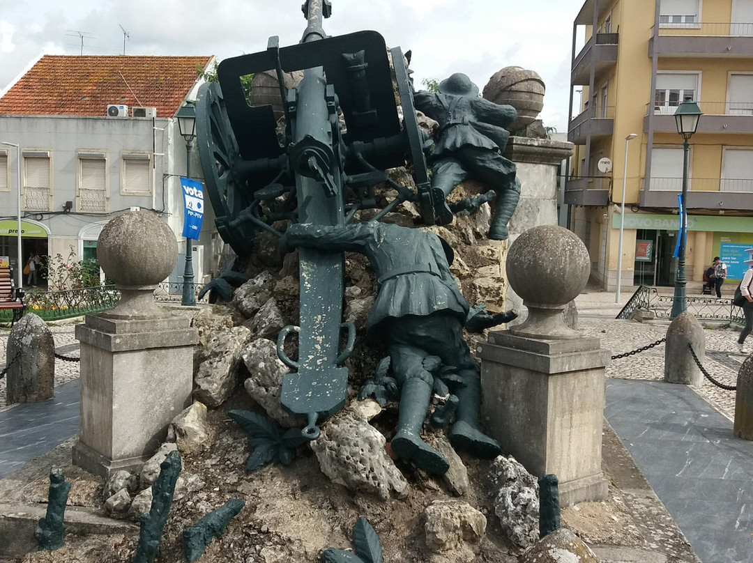 Monumento aos Combatentes Mortos na Grande Guerra景点图片