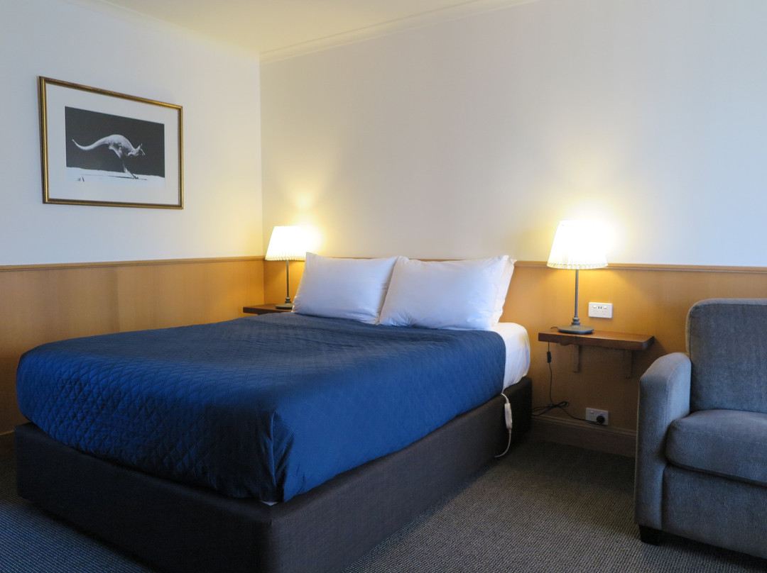 萨摩希尔汽车旅馆主图