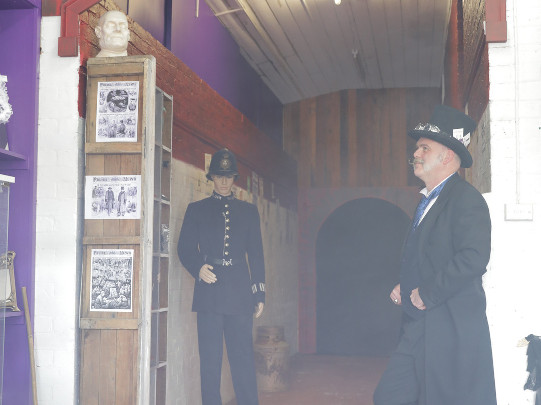 Gosling Gothware-德洛兰恩必去景点