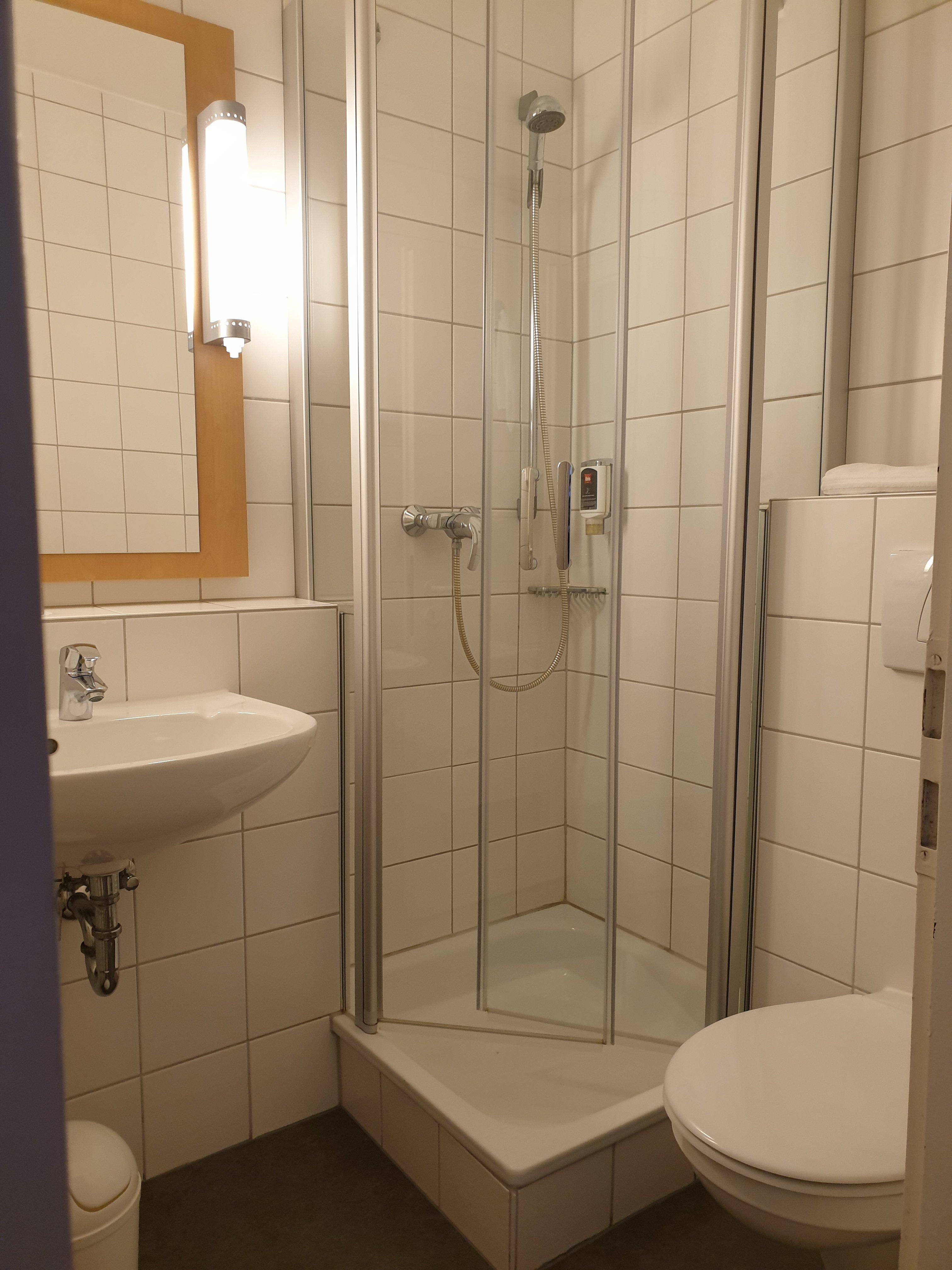 Saar City Hotel-浴室