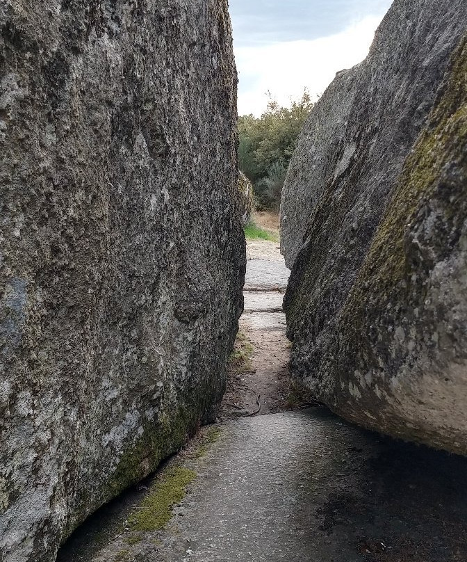 Pedra Bolideira景点图片
