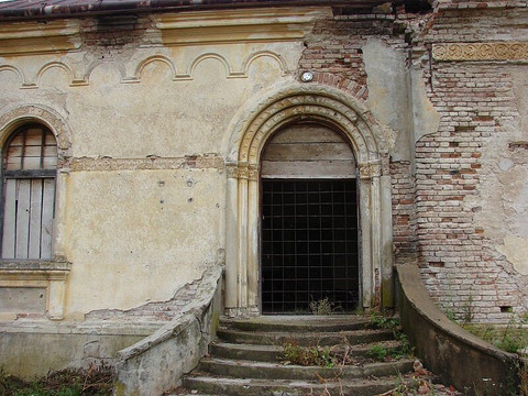 Castelul Bay-Treznea必去景点