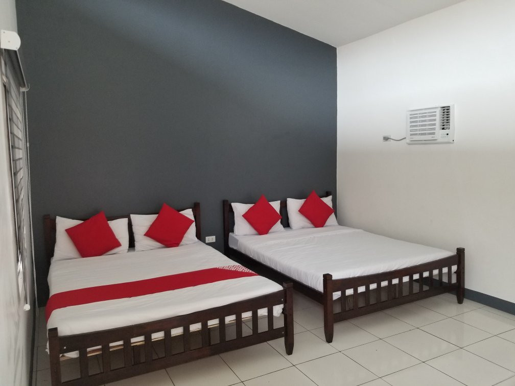 OYO 194 Treasure Point Bataan主图