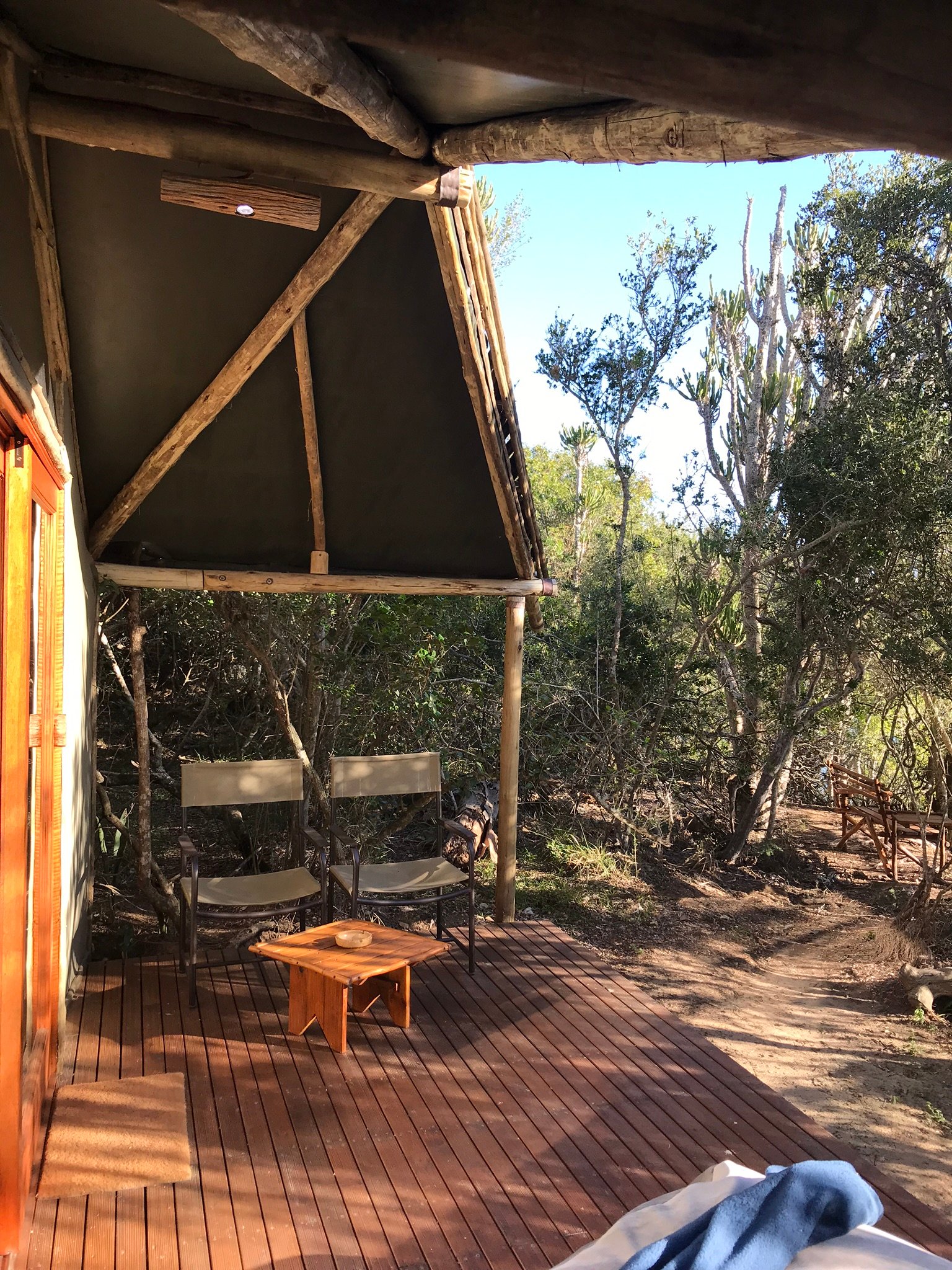 Sibuya Game Reserve: Tented Camps and Lodge-浴室