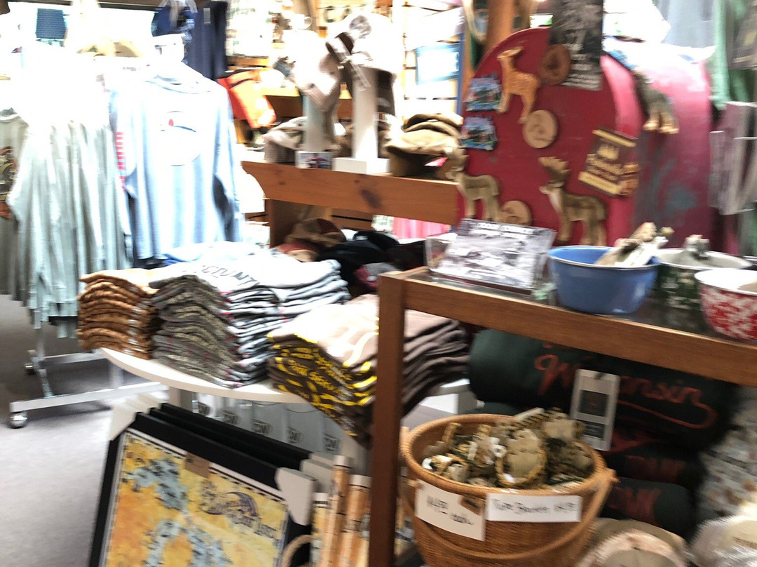 Beach People Fish Creek-Fish Creek必去景点