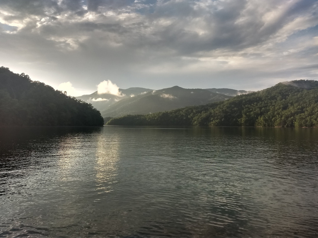 The Sunny Day Adventure Company-Almond必去景点