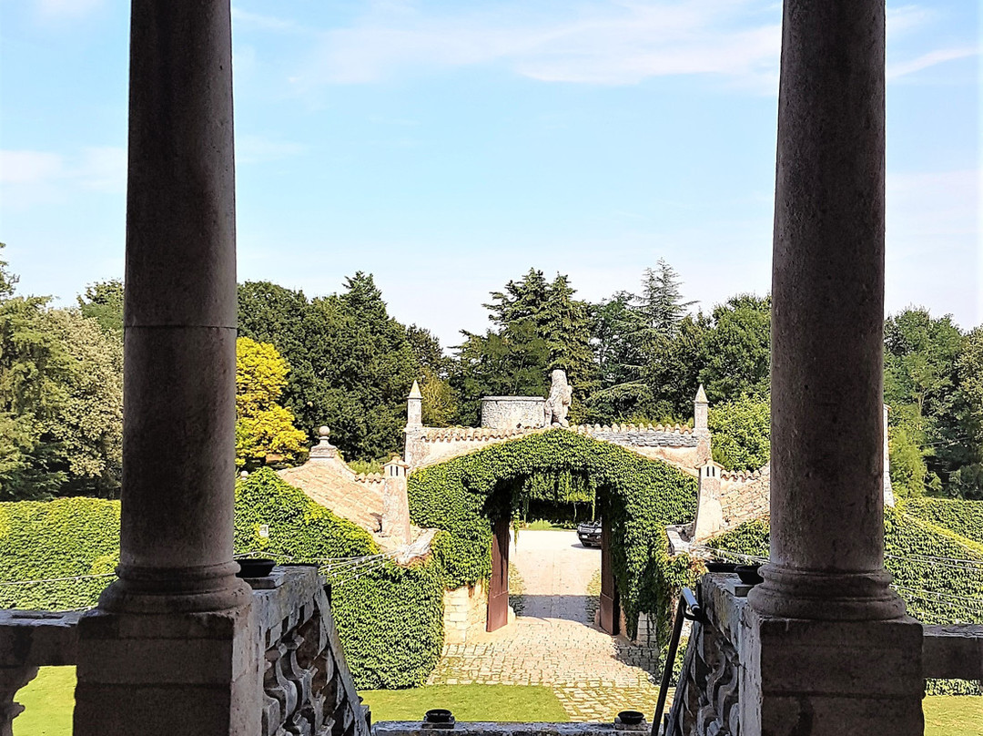 Castello Marchione-孔韦尔萨诺必去景点
