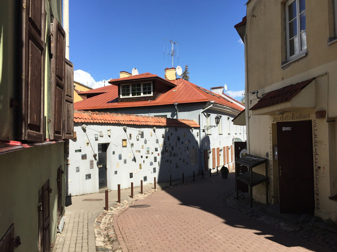 Artworks on Literatu str