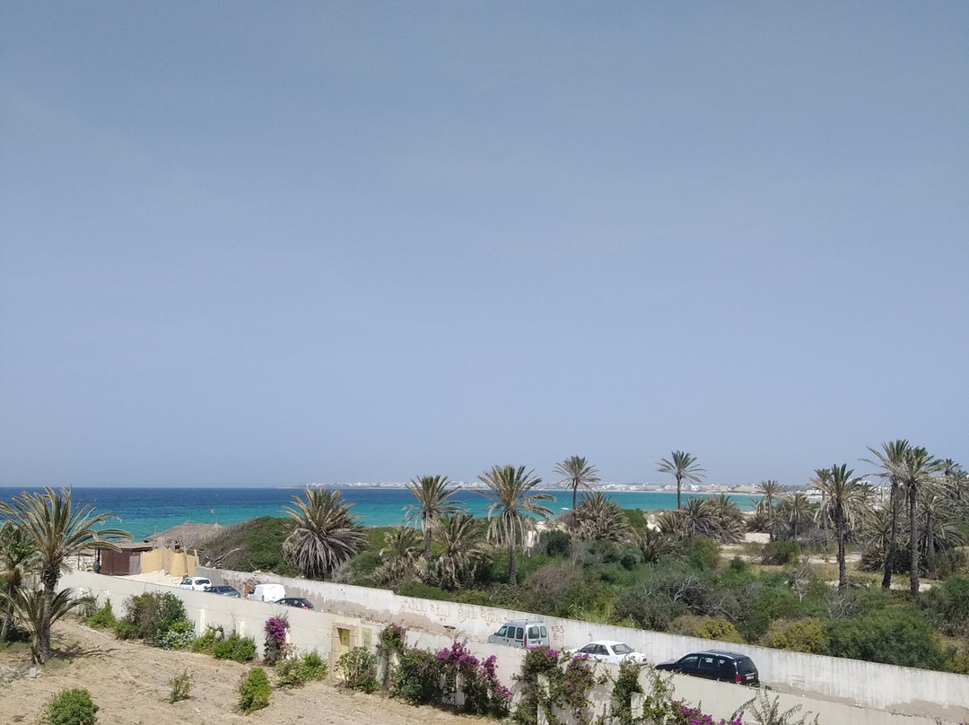 Neptunia Beach主图