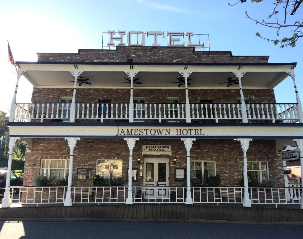 Jamestown Railtown Motel主图