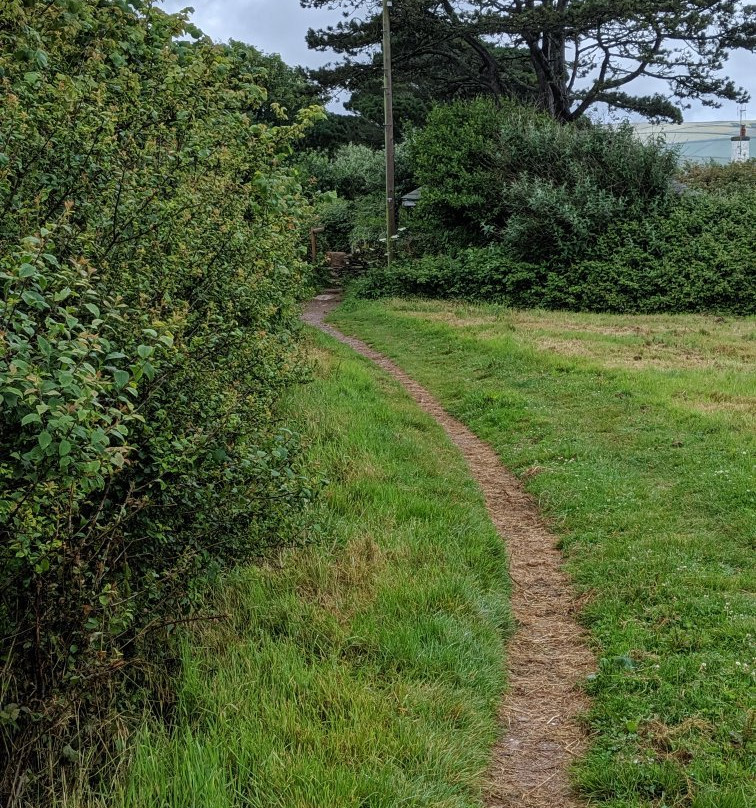 The Bantham to Thurlestone Circular Walk-Thurlestone必去景点