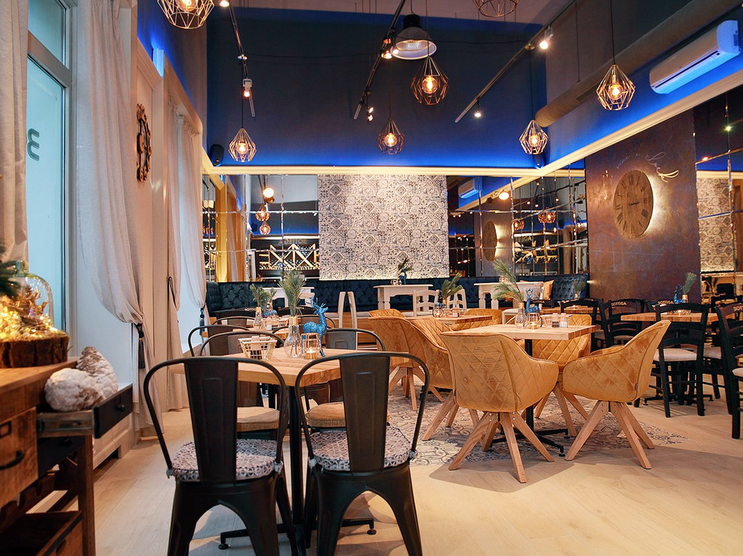 Bottega Wine & Tapas bar