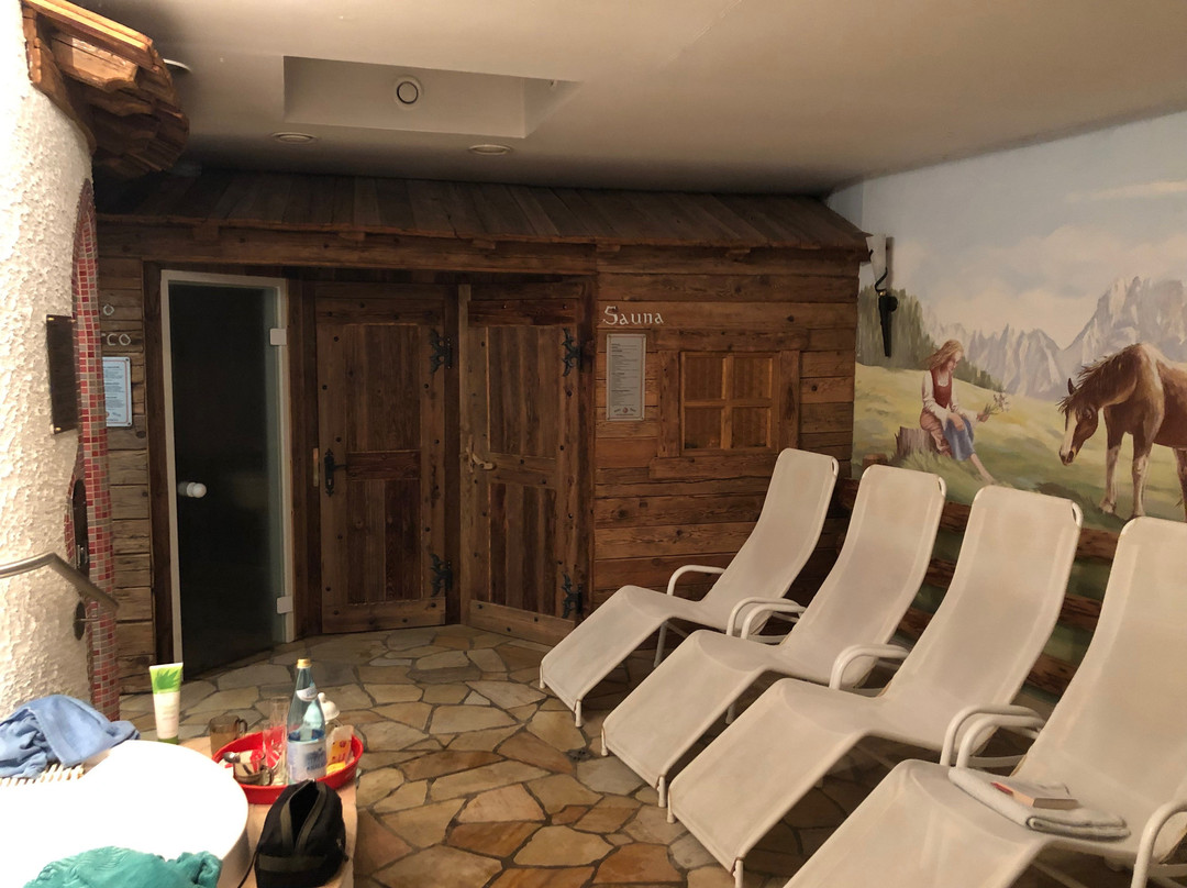 罗莎公寓酒店主图