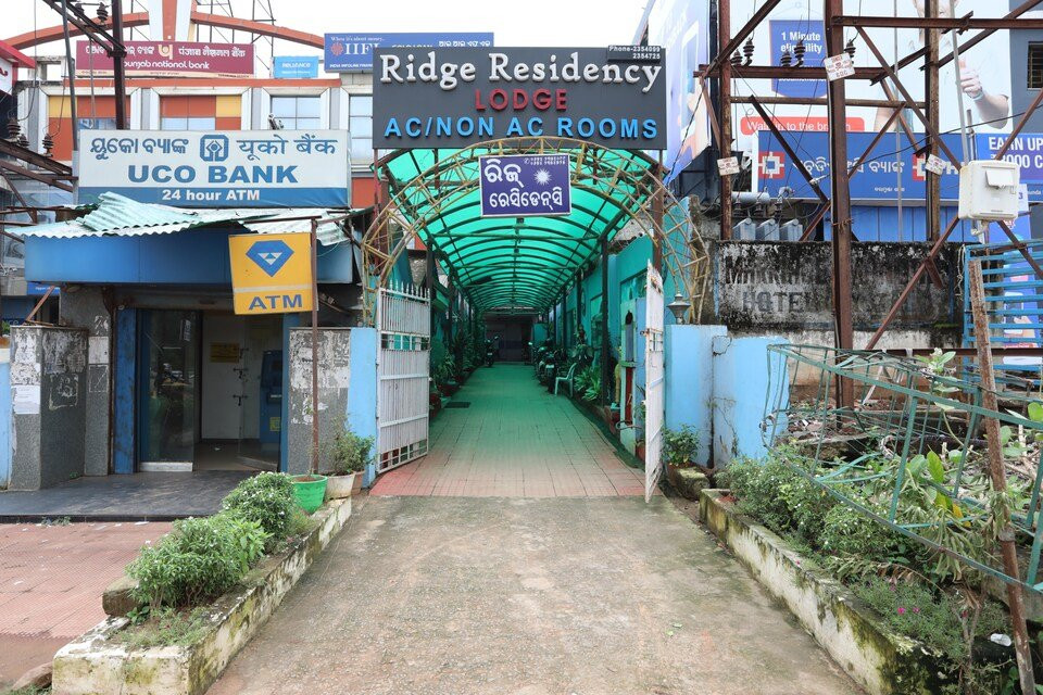 OYO 16144 Ridge Residency主图