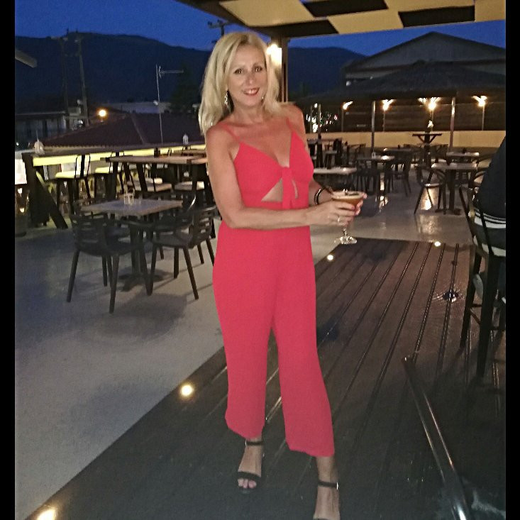 Catacombs Cocktail Cafe-Bar-Alykanas必去景点