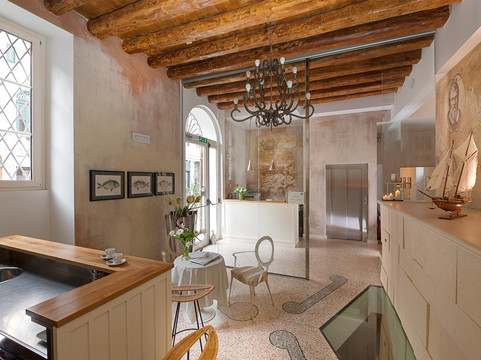 佳乐丽罗姆酒店主图