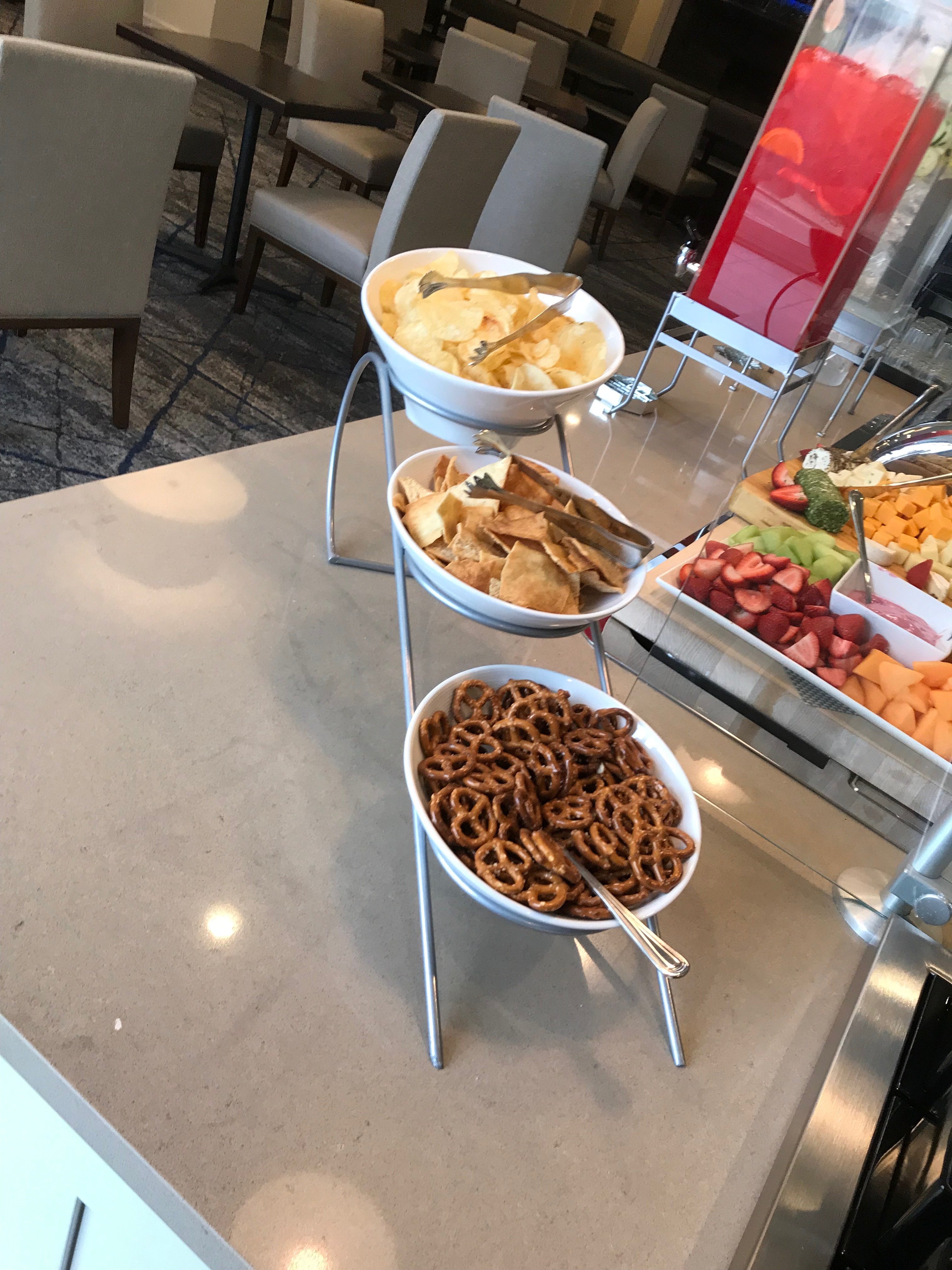 Homewood Suites by Hilton Providence Downtown-餐饮