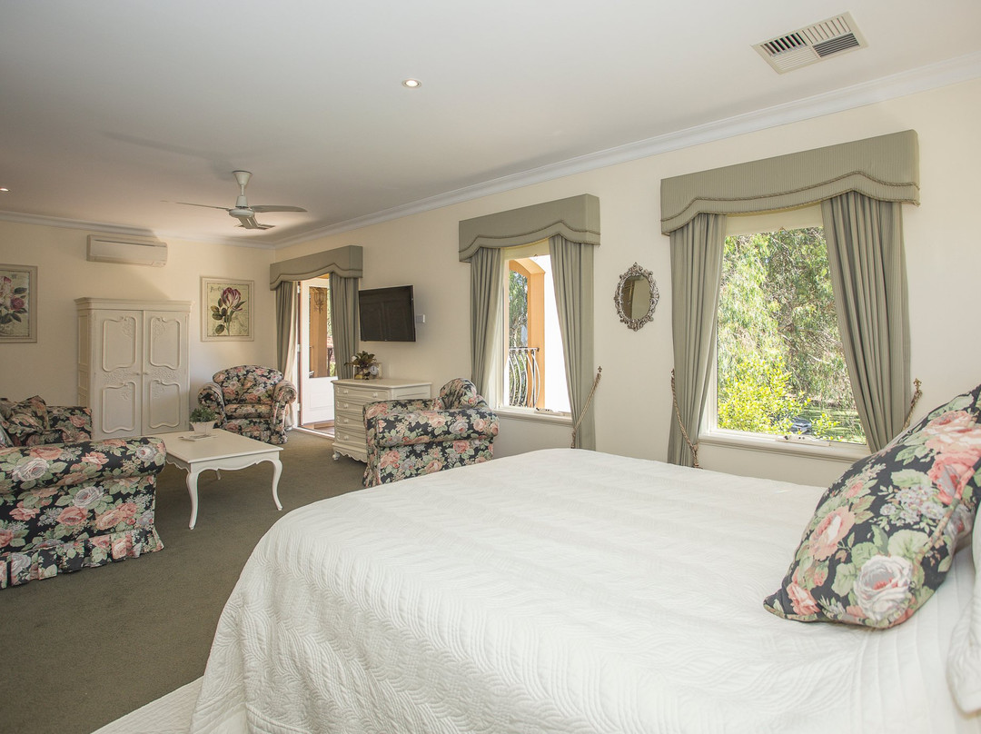 Henley Brook Manor