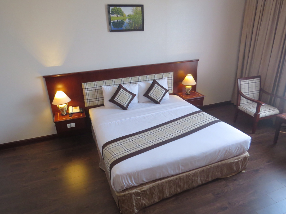 胡志明市富安大酒店主图