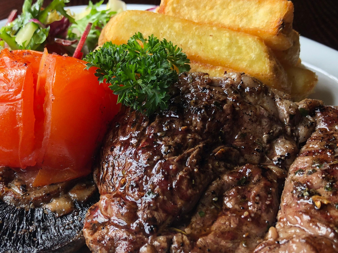 The Three Elms Pub & Kitchen景点图片