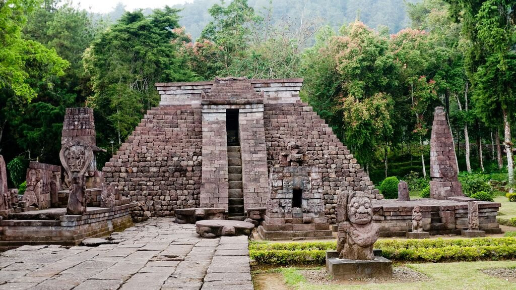 Yogya Tours景点图片