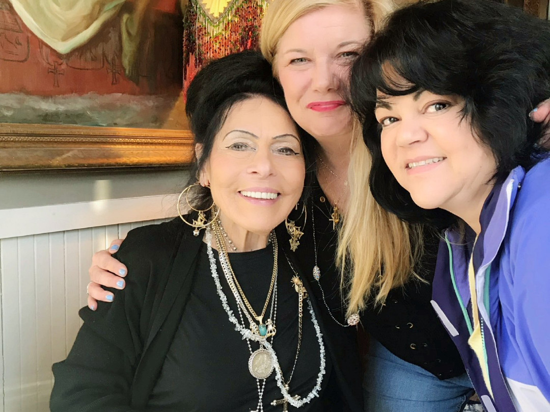 Magika:  Lori Bruno-塞勒姆必去景点